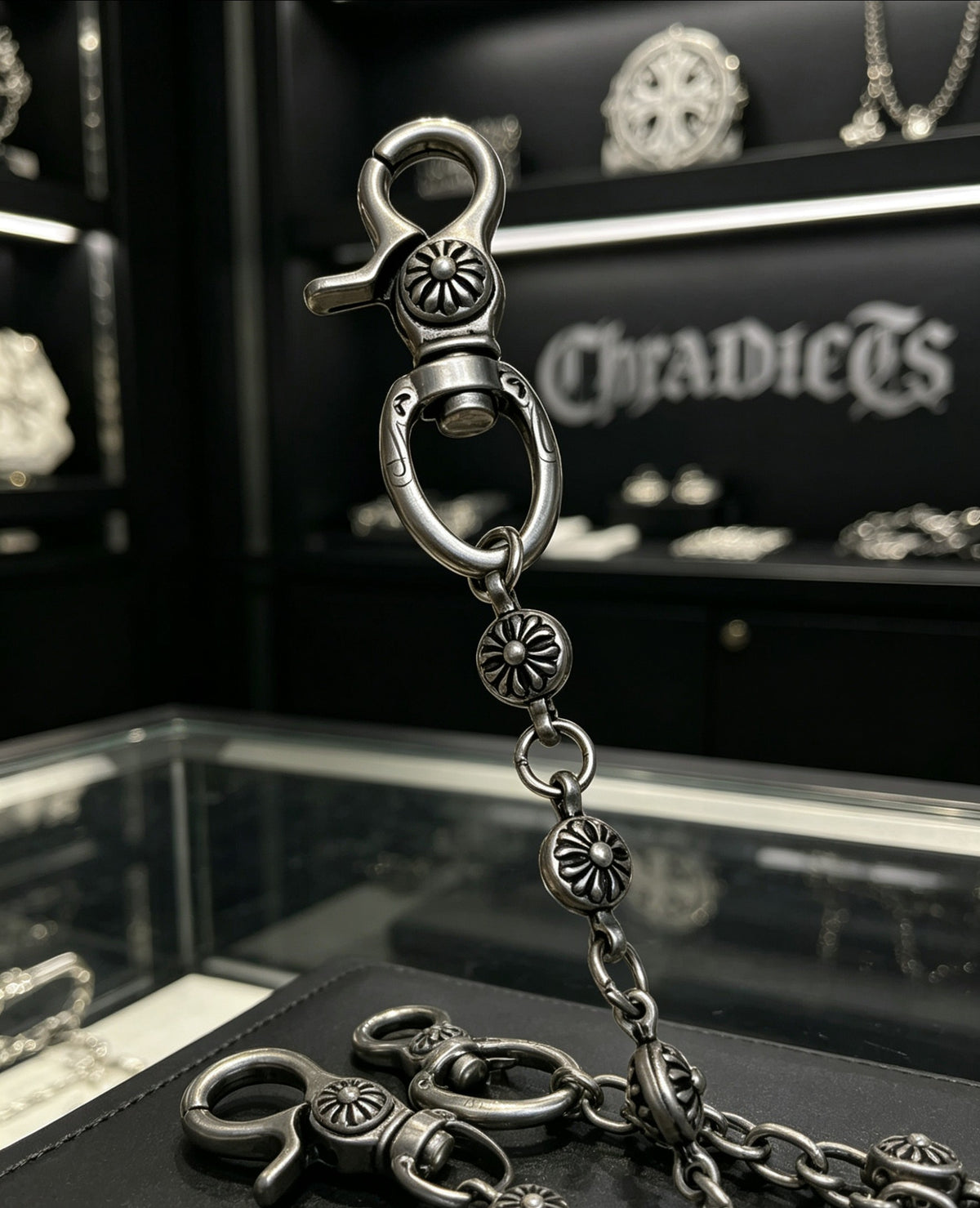 Cross Multi-Use Chain Accessory – Design 03 styled product view