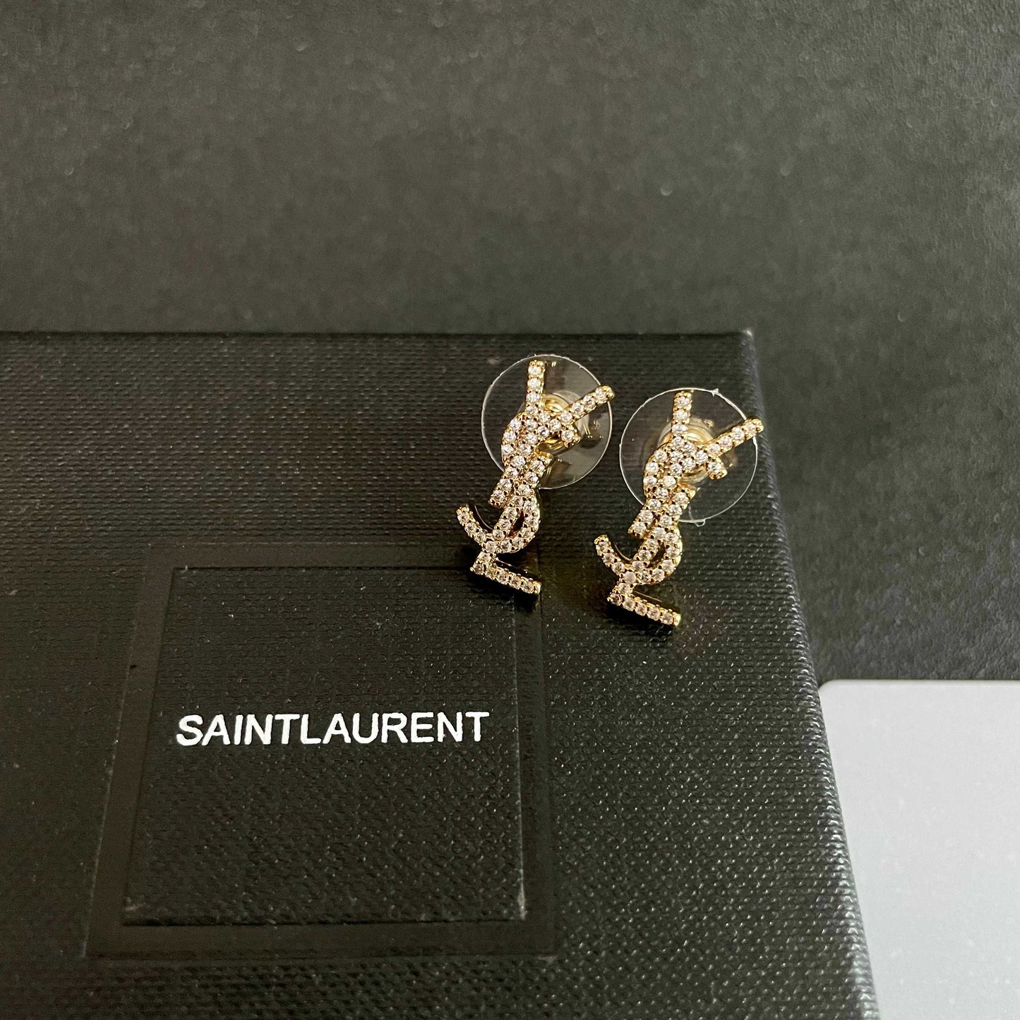 Geometric Emblem Stud Earrings in Silver-Tone – Vintage Detail – Design 009 detail view