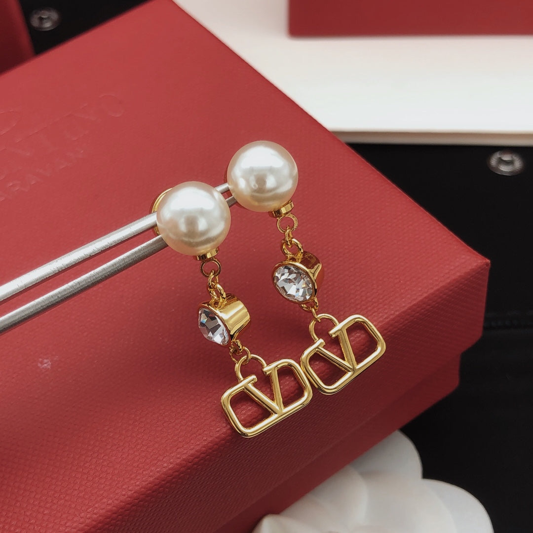 Signature Emblem Stud Earrings in Gold-Tone – Design 19 detail view