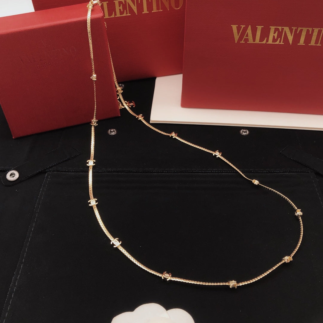 Signature Emblem Pendant Necklace in Gold-Tone – Design 061 close-up detail