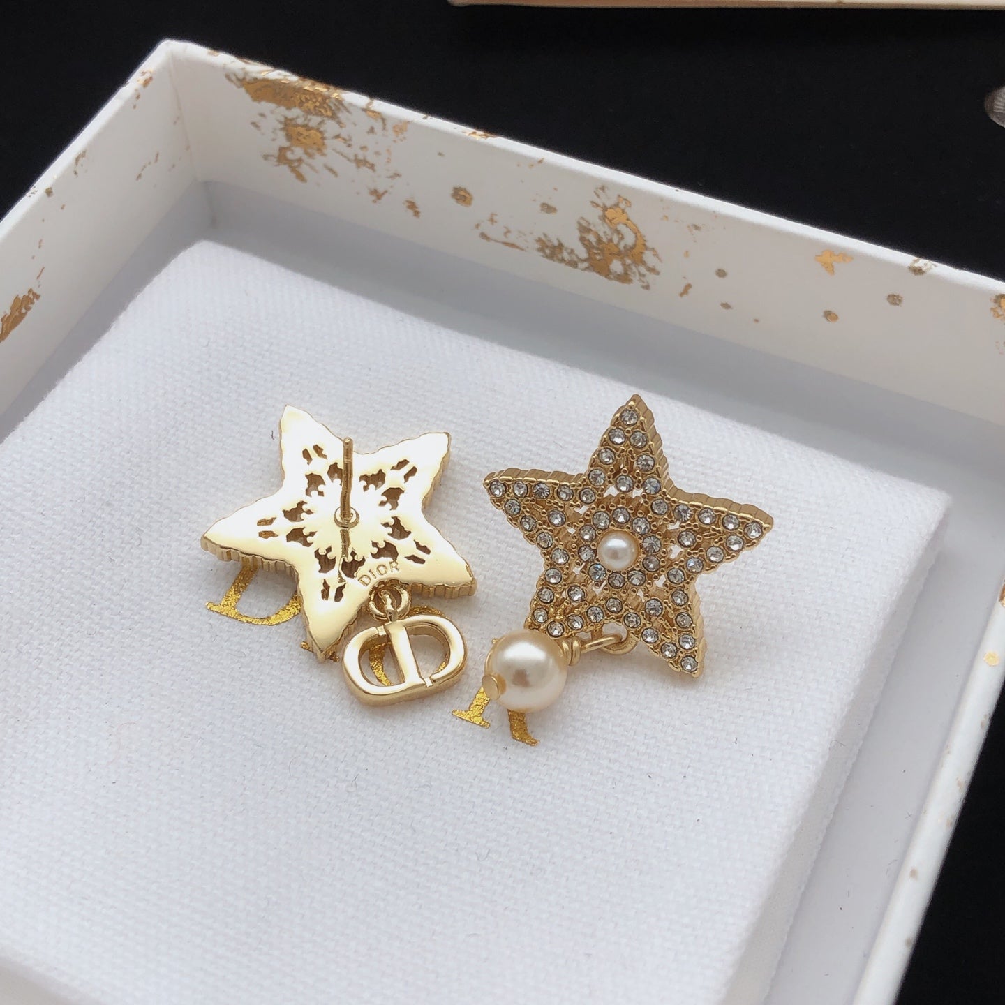 Star Motif Stud Earrings in Polished Metal-Tone – Design 001 front view