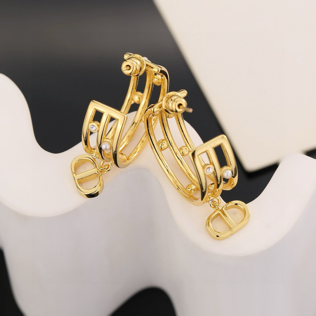 Pearl-Style Motif Stud Earrings in Silver-Tone with Pearl-Style Detail – Design 005 front view