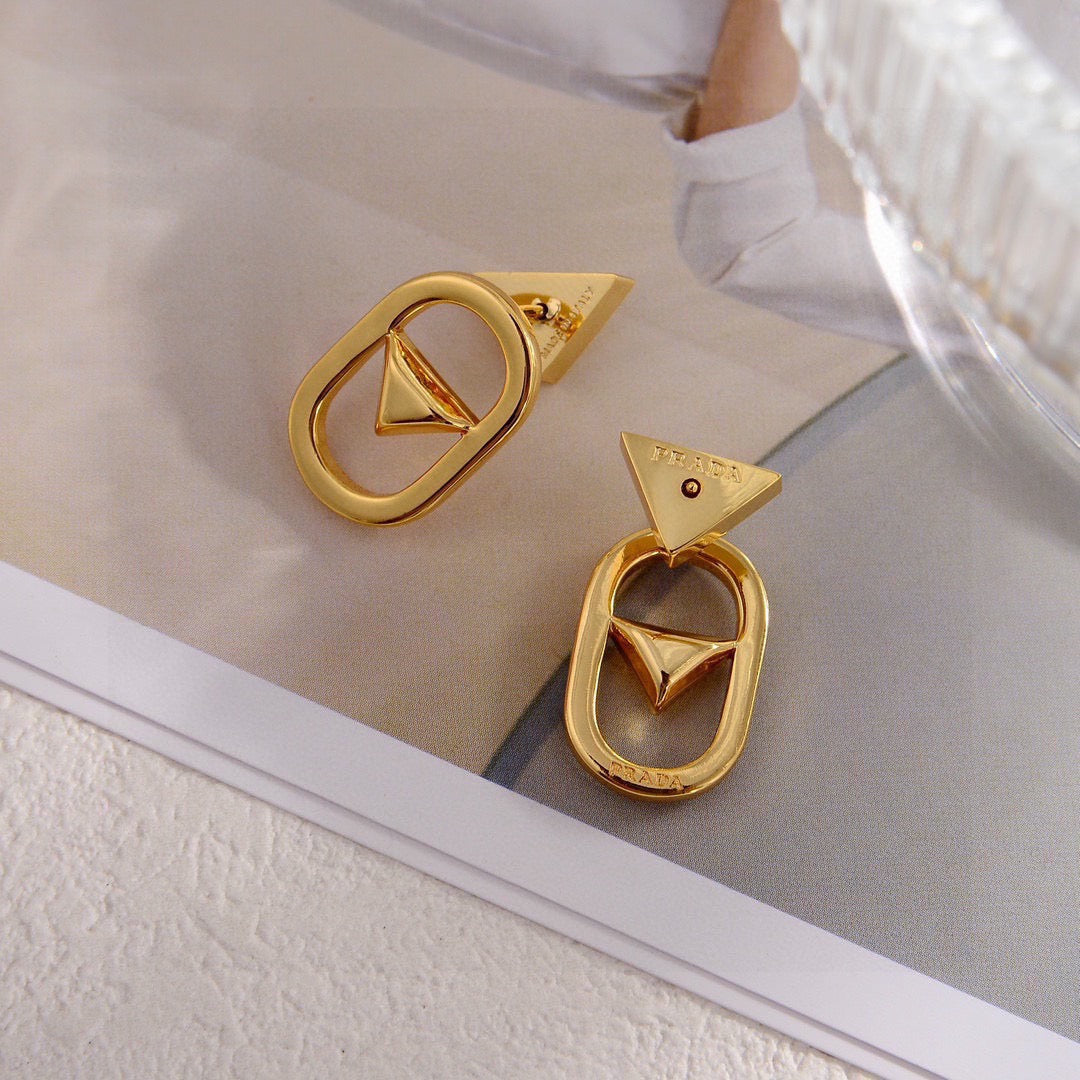 Triangle Stud Earrings in Gold-Tone – Triangle Detail – Design 02 main product view