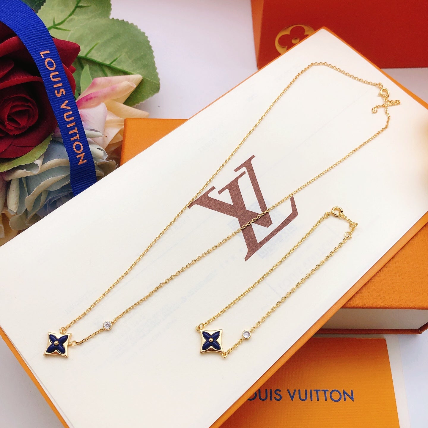 Geometric Emblem Bracelet in Rose-Gold-Tone – Rose Gold Detail – Design 013 close-up detail