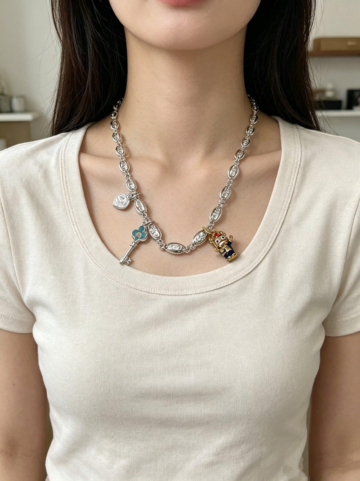 Signature Motif Pendant Necklace in Silver-Tone – Vintage Detail – Design 20 side detail