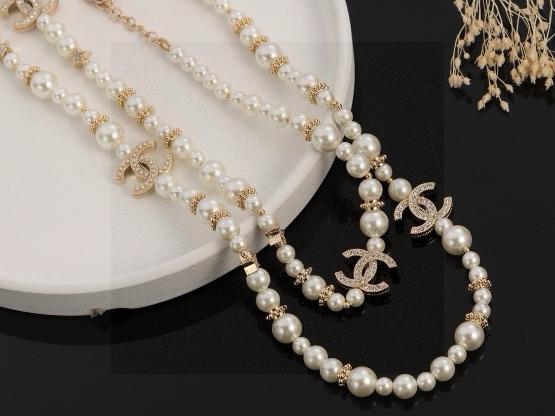 Double-C Emblem Pearl-Detail Pendant Necklace – Pearl Detail – Design 062 detail view