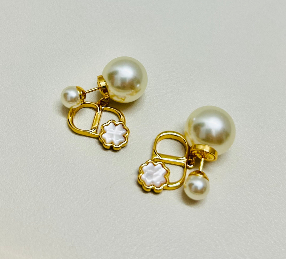 Bow & Butterfly Motif Stud Earrings in Polished Metal-Tone – Design 009 close-up detail