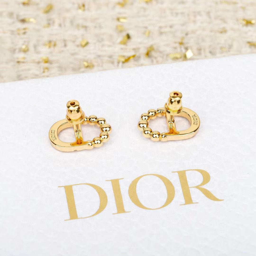 Pearl-Style Motif Stud Earrings in Polished Metal-Tone with Pearl-Style Detail – Design 022 main product view