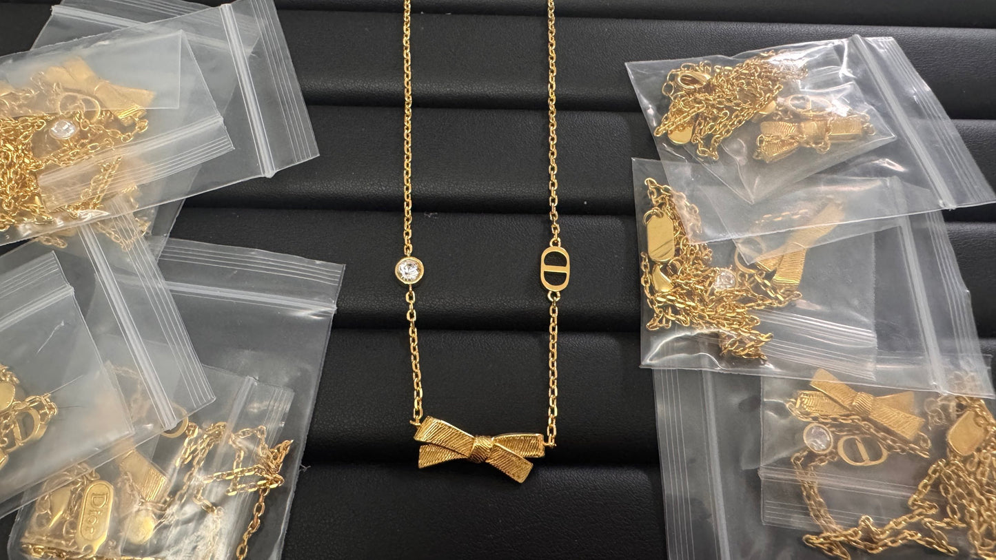 Sculptural Pendant Necklace in Polished Metal-Tone – Design 007 main product view