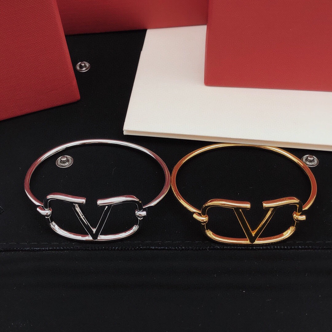 V Emblem Cuff Bracelet in Gold-Tone – Design 01 main product view