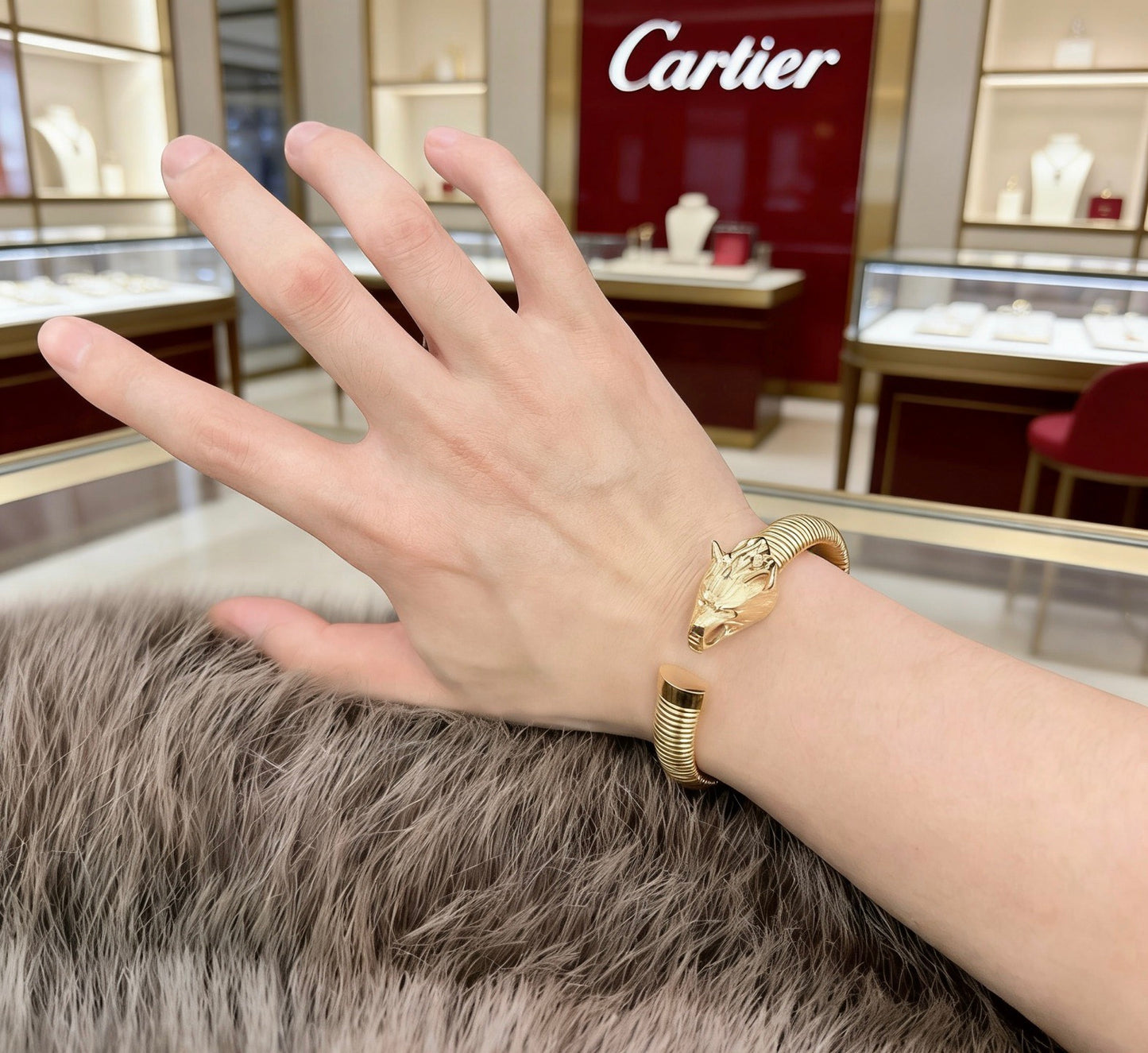 Sculptural Statement Bracelet in Gold-Tone – Design 228 detail view
