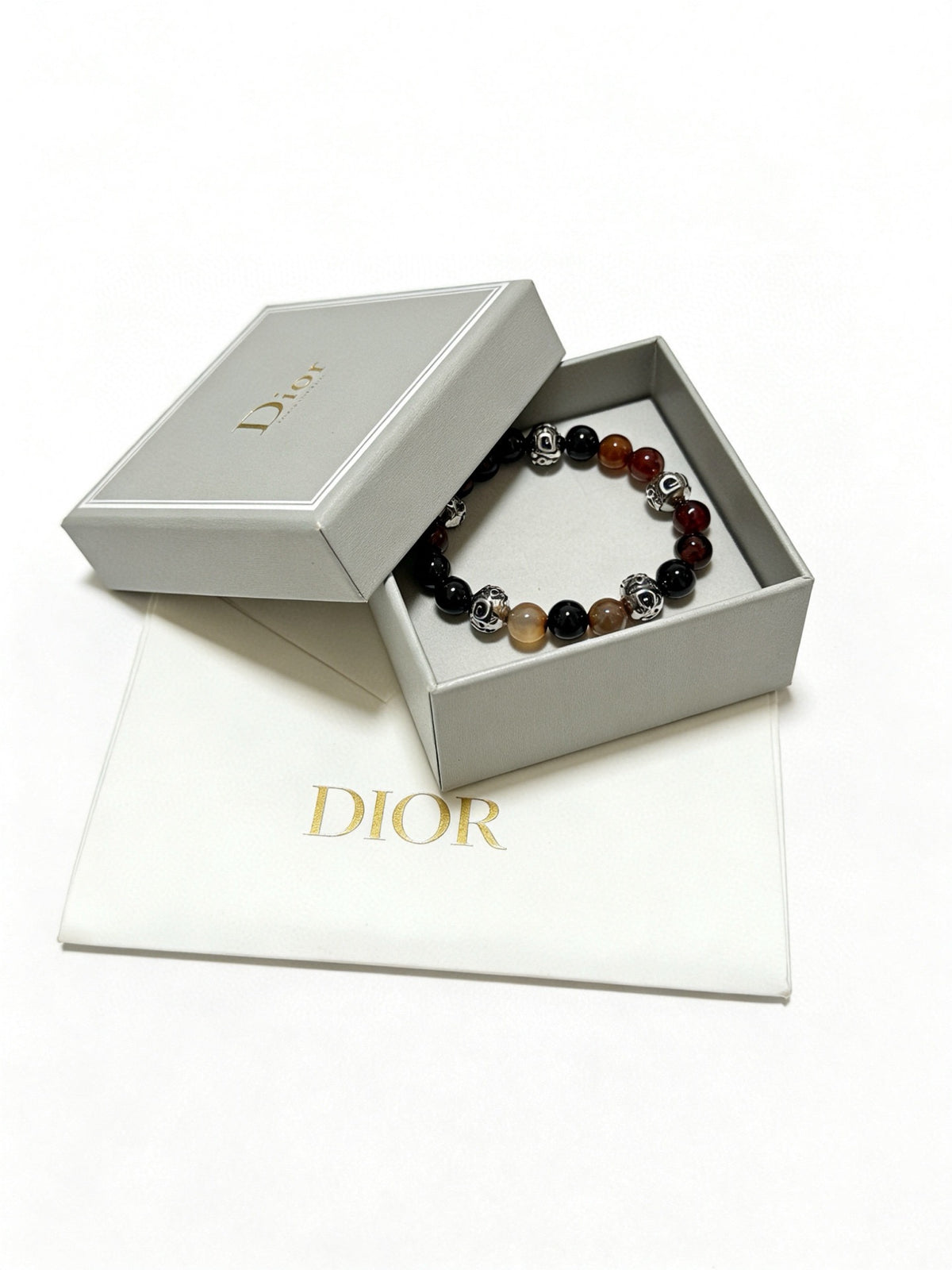 Star Motif Statement Bracelet in Silver-Tone with Vintage-Style Finish – Design 018 close-up detail