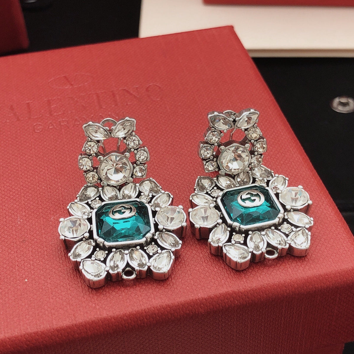 Pearl Pearl-Detail Statement Earrings – Pearl Detail – Design 003 close-up detail
