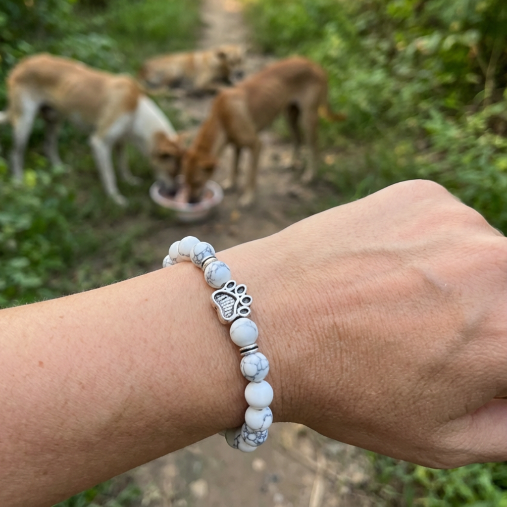 Arctic White Howlite Marble Bead Bracelet | Silver Paw Charm | Gift Box & Dog Stickers | Rescue Charity
