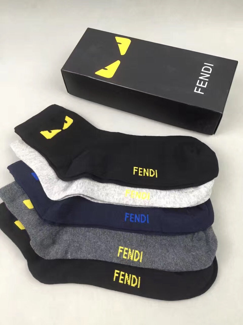 Fendi Visible Colour, Cuff And Emblem Details Crew Socks - 5-Pair Set