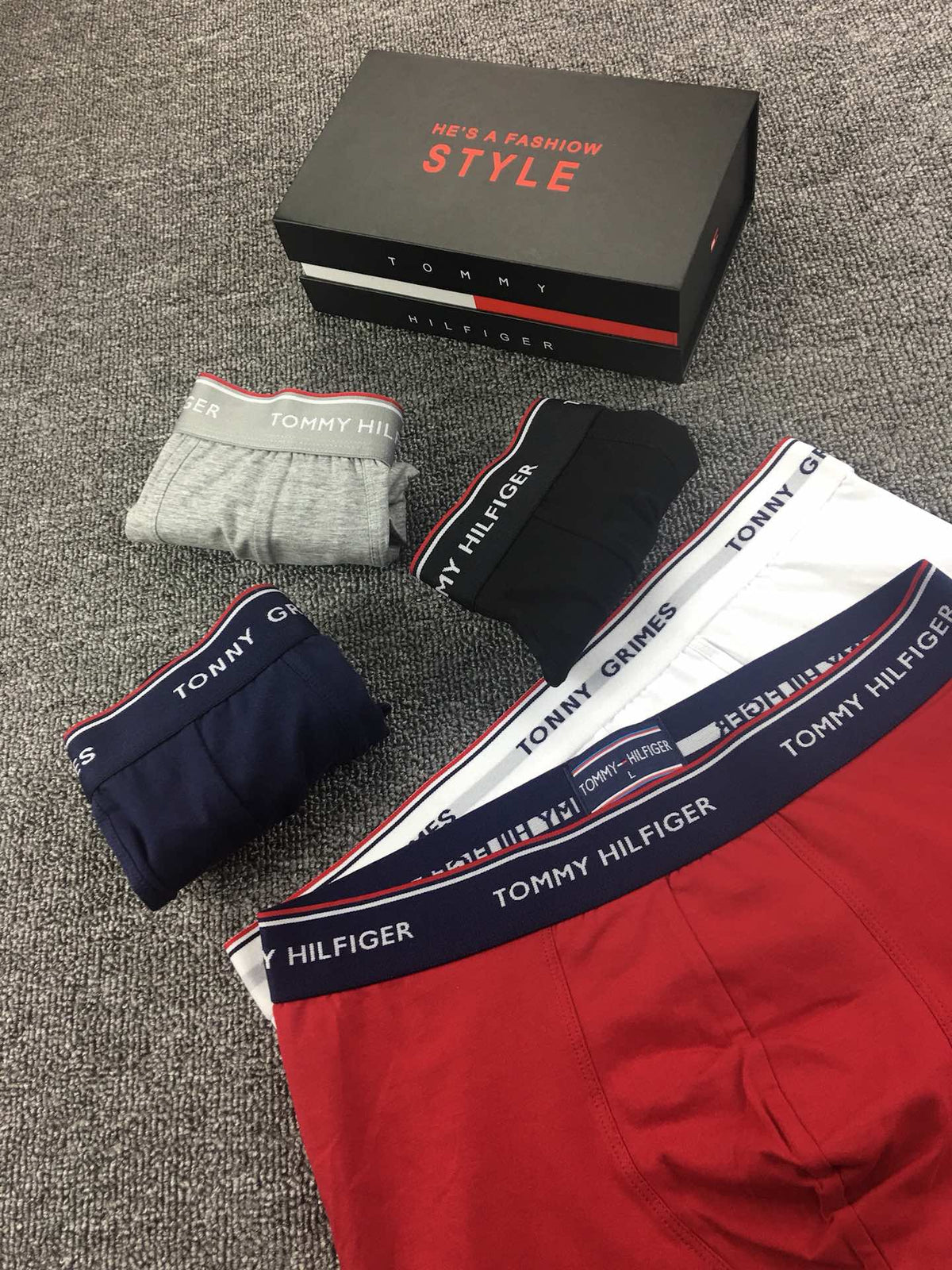 Tommy Hilfiger Odell Visible Colour, Waistband And Emblem Details Men's Boxer Briefs - 3-Piece Box