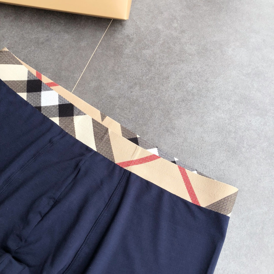 Burberry Visible Colour, Waistband And Emblem Details Men's Boxer Briefs - 3-Piece Box