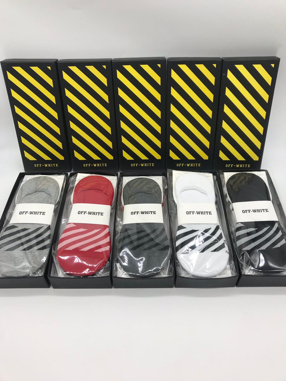 Off-White Cotton Visible Colour, Cuff And Emblem Details No-Show Socks - 5-Pair Set
