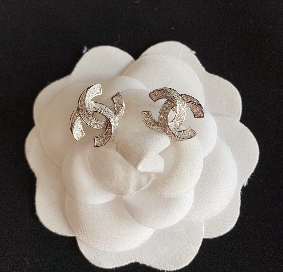 Letter Pearl-Detail Stud Earrings – Pearl Detail – Design 007 front product view