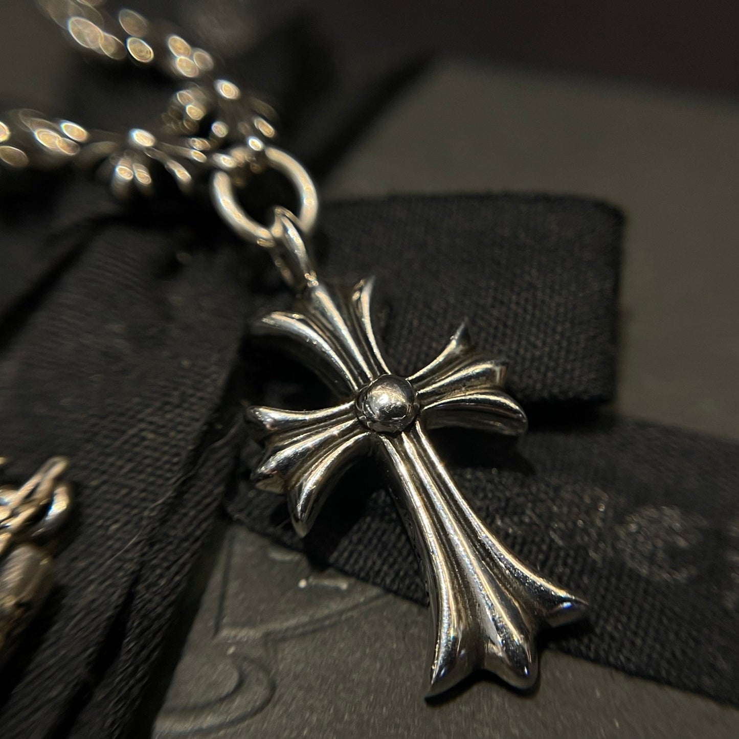 Cross Pendant Necklace in Antique Silver-Tone – Design 16 front product view