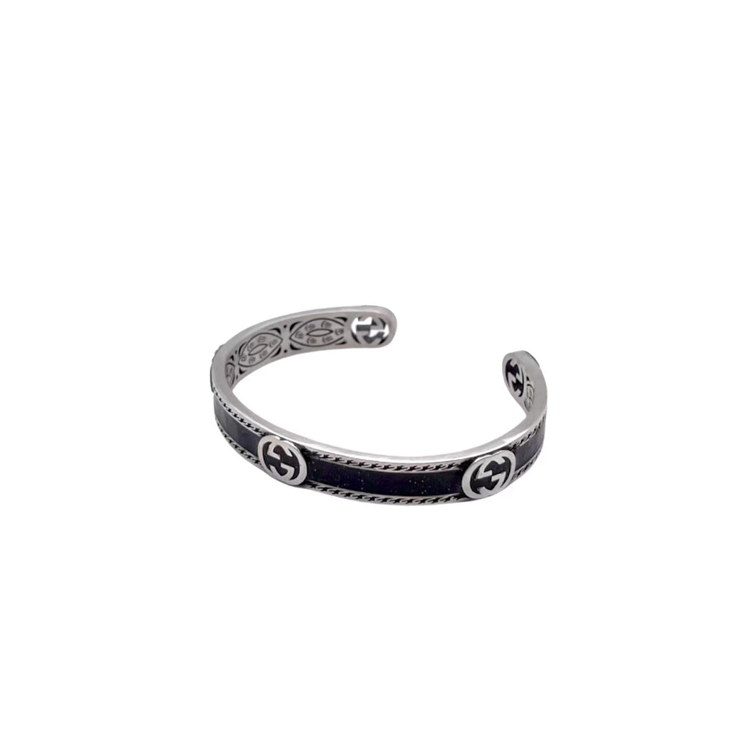 Double-G Emblem Bangle in Polished Metal-Tone – Vintage Detail front product view