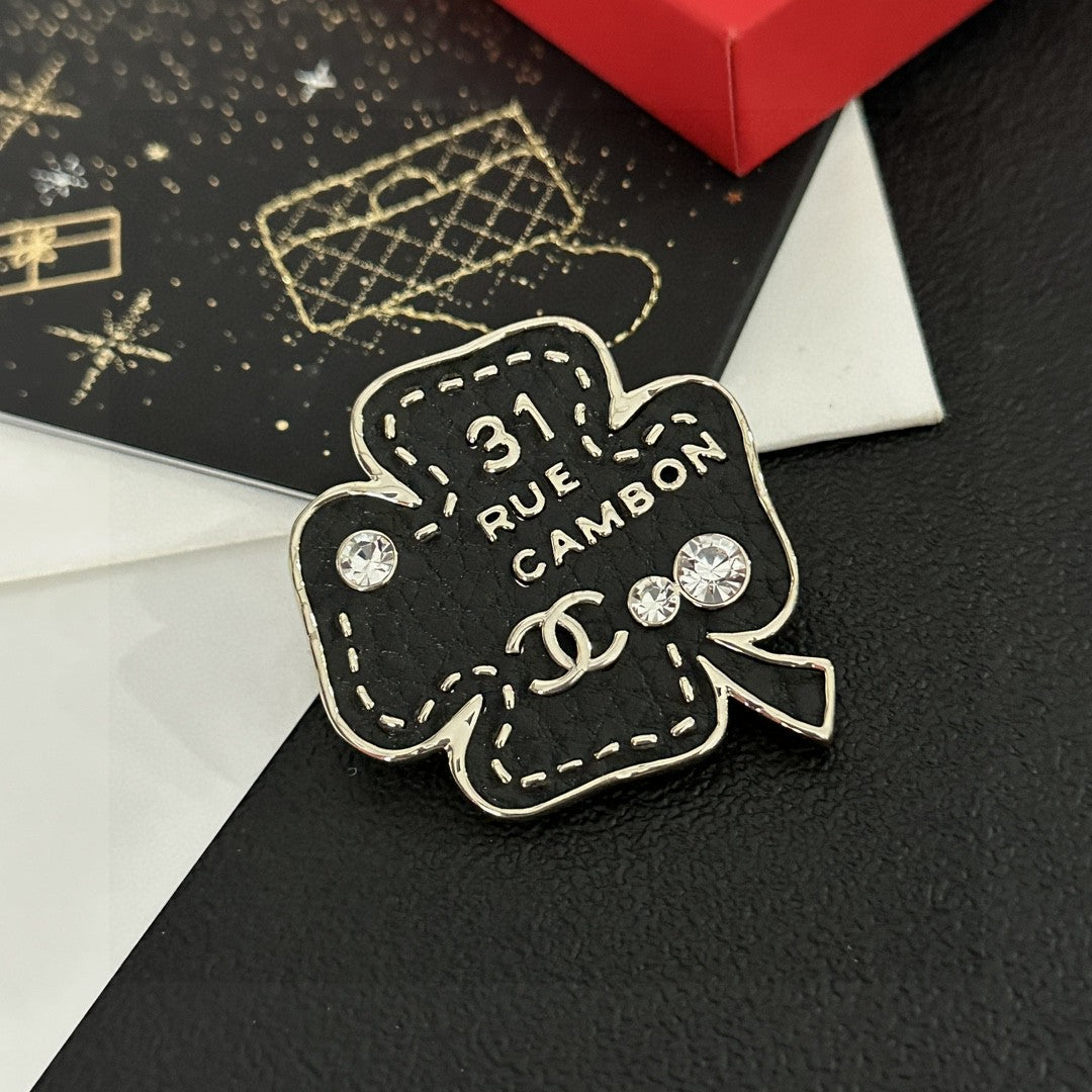 Signature Emblem Brooch in Polished Metal-Tone – Design 004 side detail