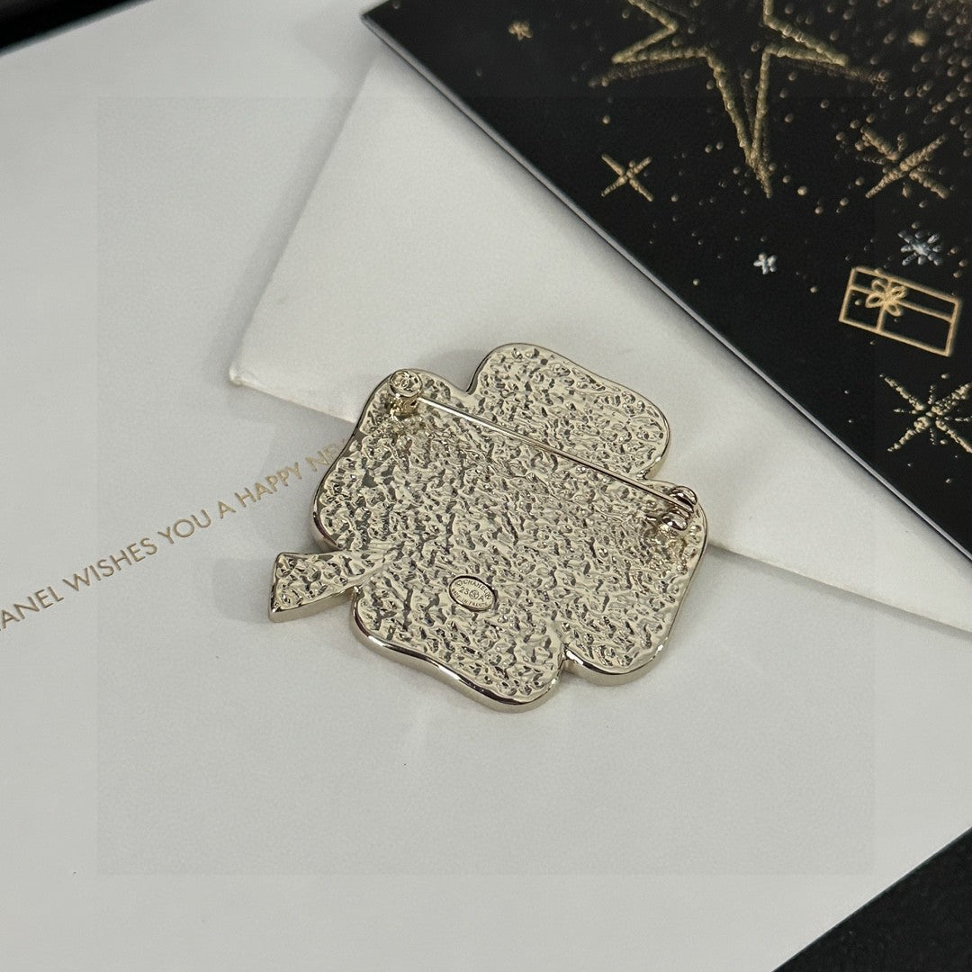 Signature Emblem Brooch in Polished Metal-Tone – Design 004 close-up detail