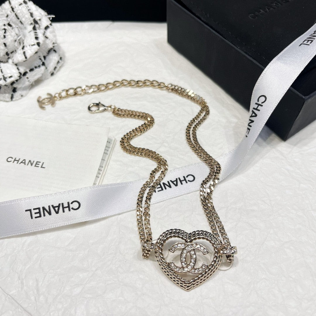 Letter Pendant Necklace in Polished Metal-Tone – Design 008 side detail