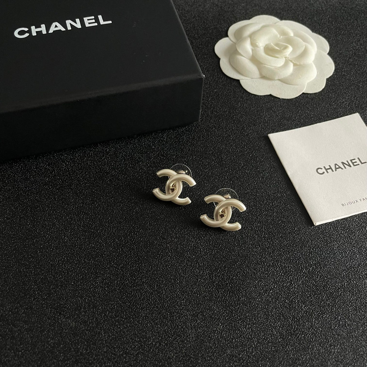 Double-C Emblem Stud Earrings in Polished Metal-Tone – Design 379 main product view