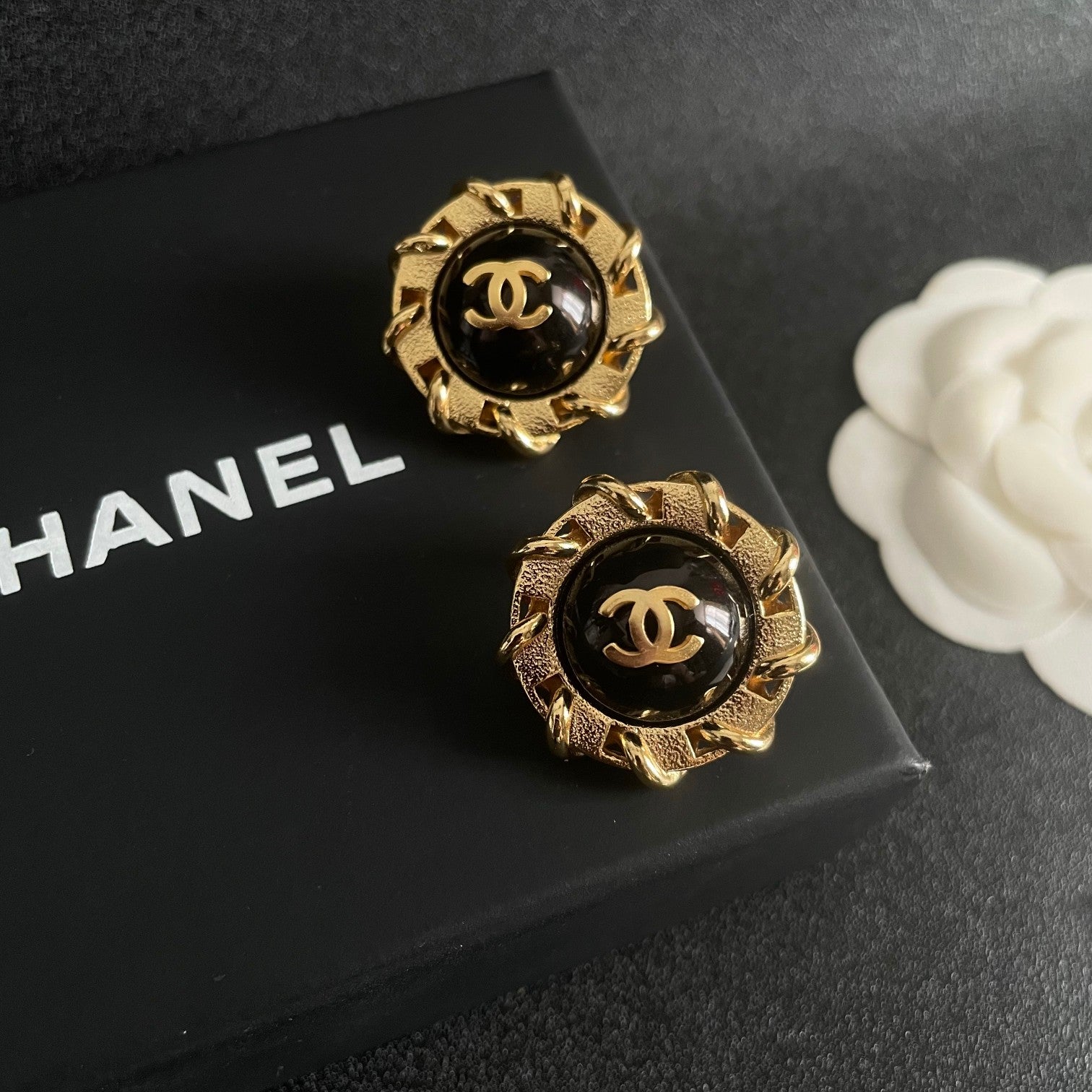 Double-C Emblem Stud Earrings in Polished Metal-Tone – Design 376 detail view