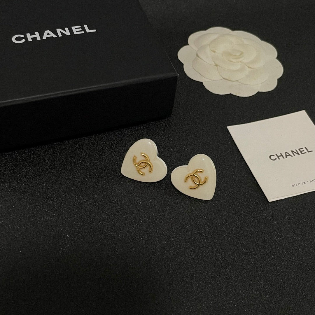 Double-C Emblem Stud Earrings in Polished Metal-Tone – Heart Detail – Design 015 styled product view