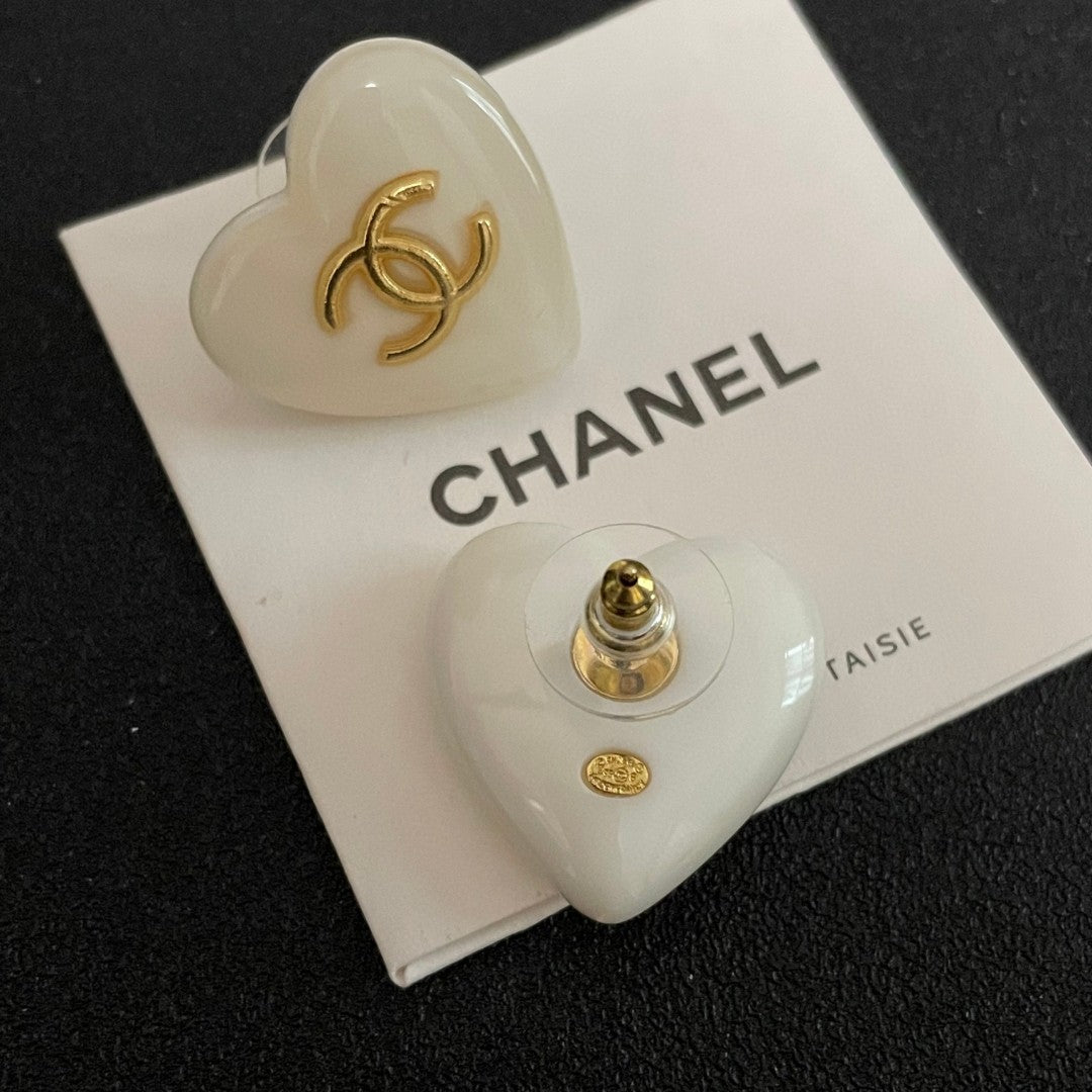 Double-C Emblem Stud Earrings in Polished Metal-Tone – Heart Detail – Design 015 main product view