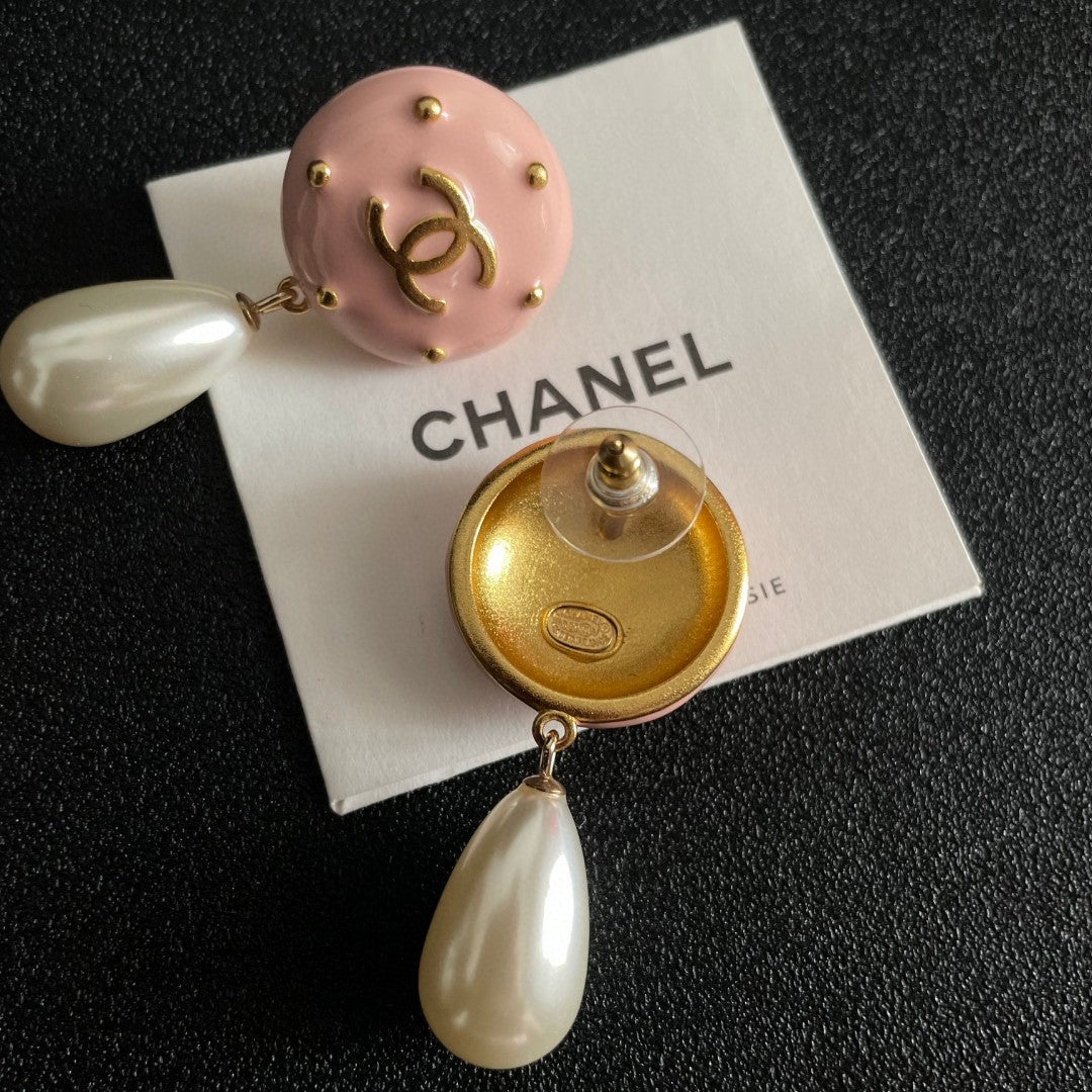 Double-C Emblem Pearl-Detail Statement Earrings – Pearl Detail – Design 027 main product view
