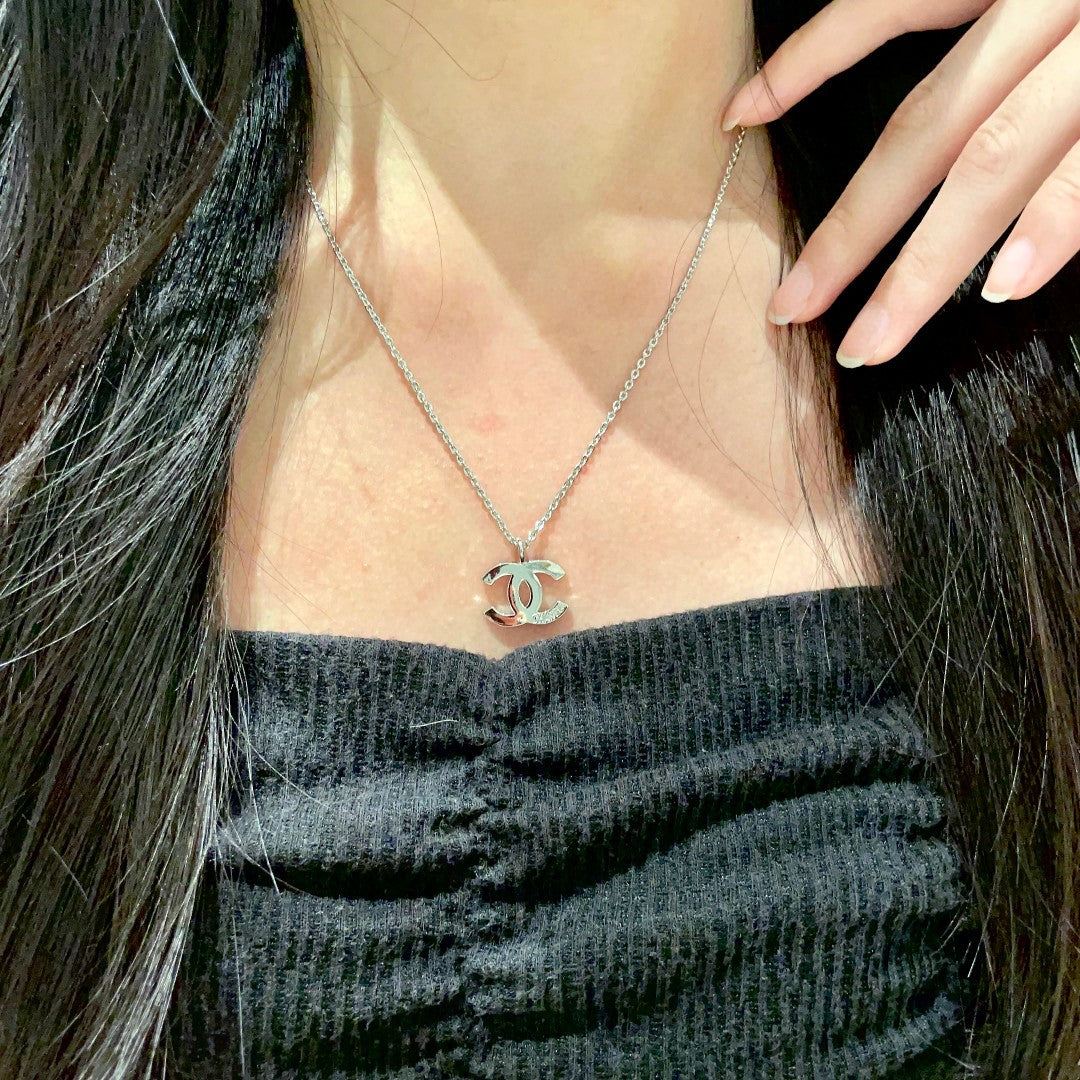 Double-C Emblem Pendant Necklace in Polished Metal-Tone – Design 057 main product view