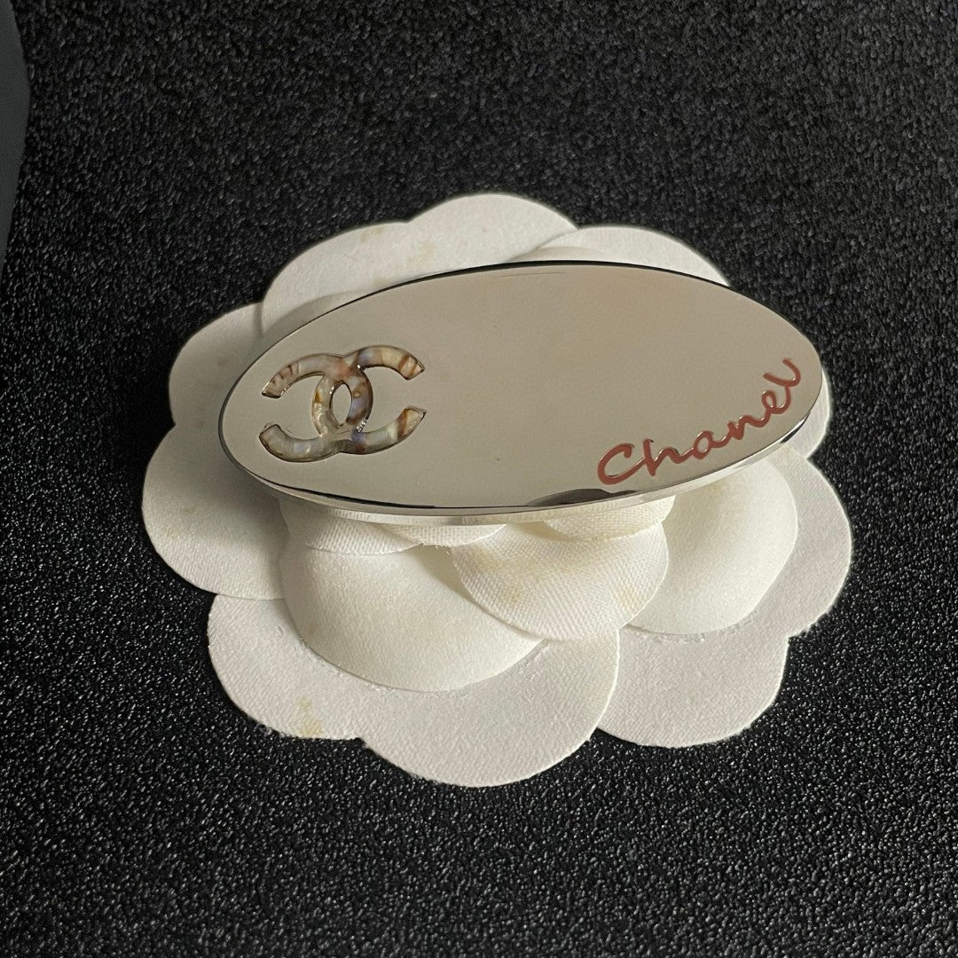 Double-C Emblem Hair Clip – Design 026 front product view