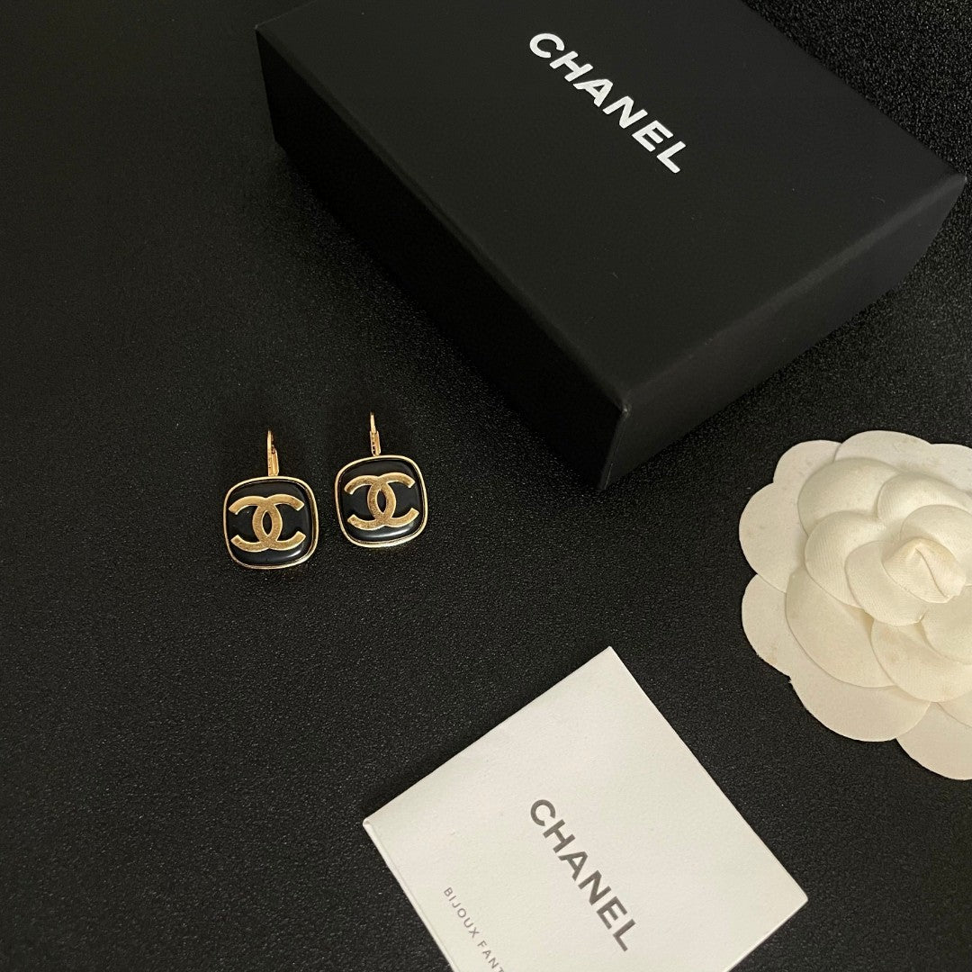 Double-C Emblem Statement Earrings in Polished Metal-Tone – Design 045 detail view