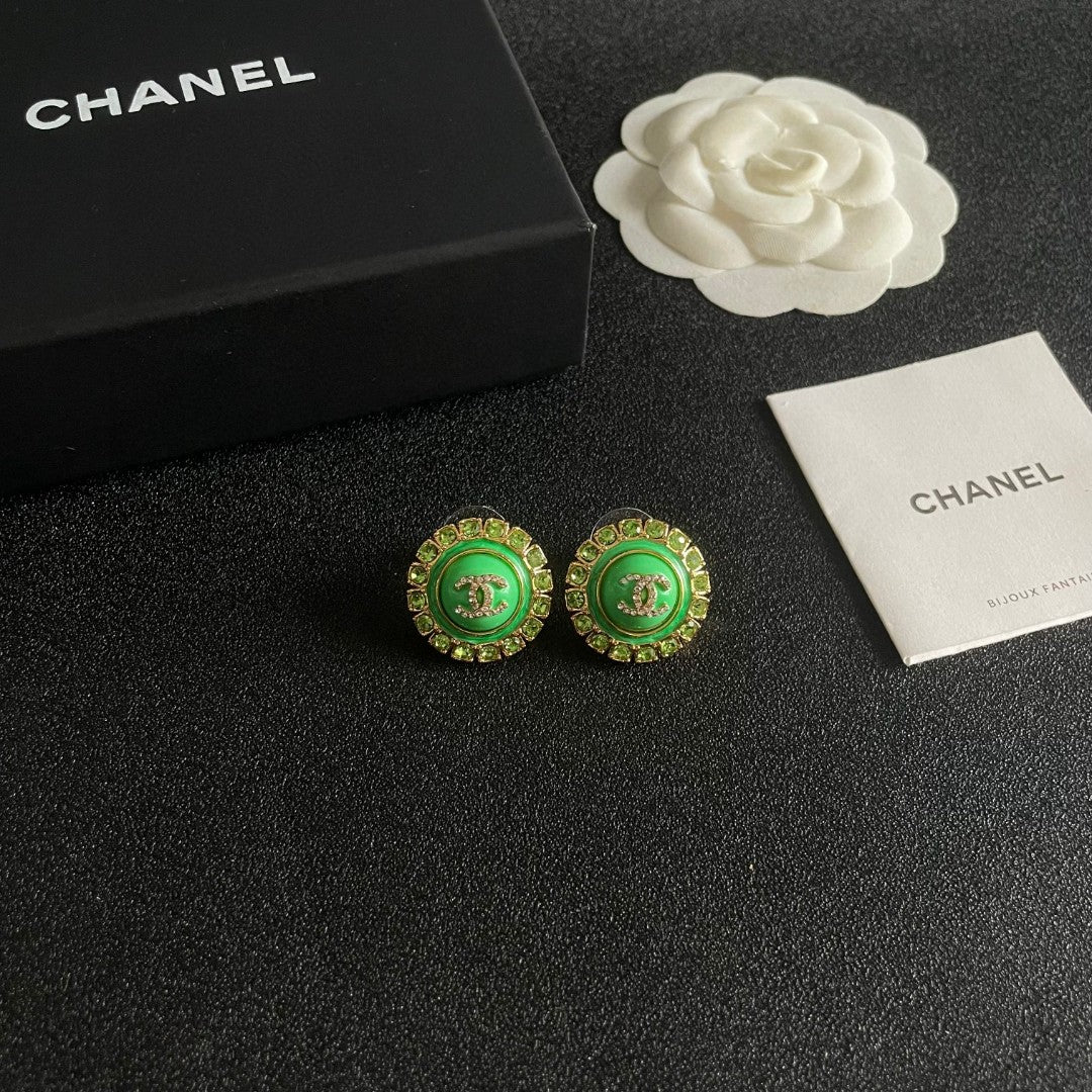 Double-C Emblem Pearl-Detail Stud Earrings – Pearl Detail – Design 016 main product view