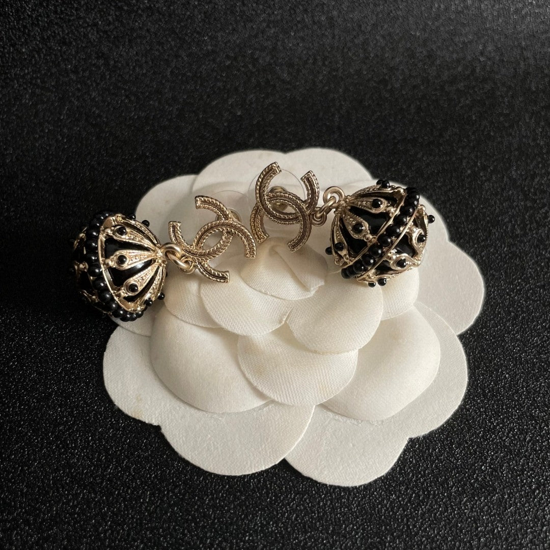 Double-C Emblem Pearl-Detail Stud Earrings – Pearl Detail – Design 013 front product view