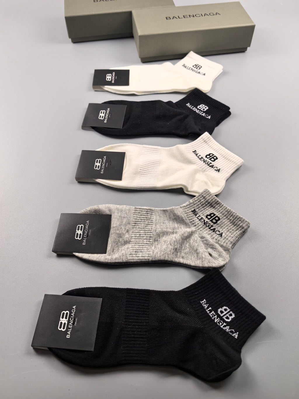 Balenciaga Restrained Wordmark Details No-Show Socks - 5-Pair Set