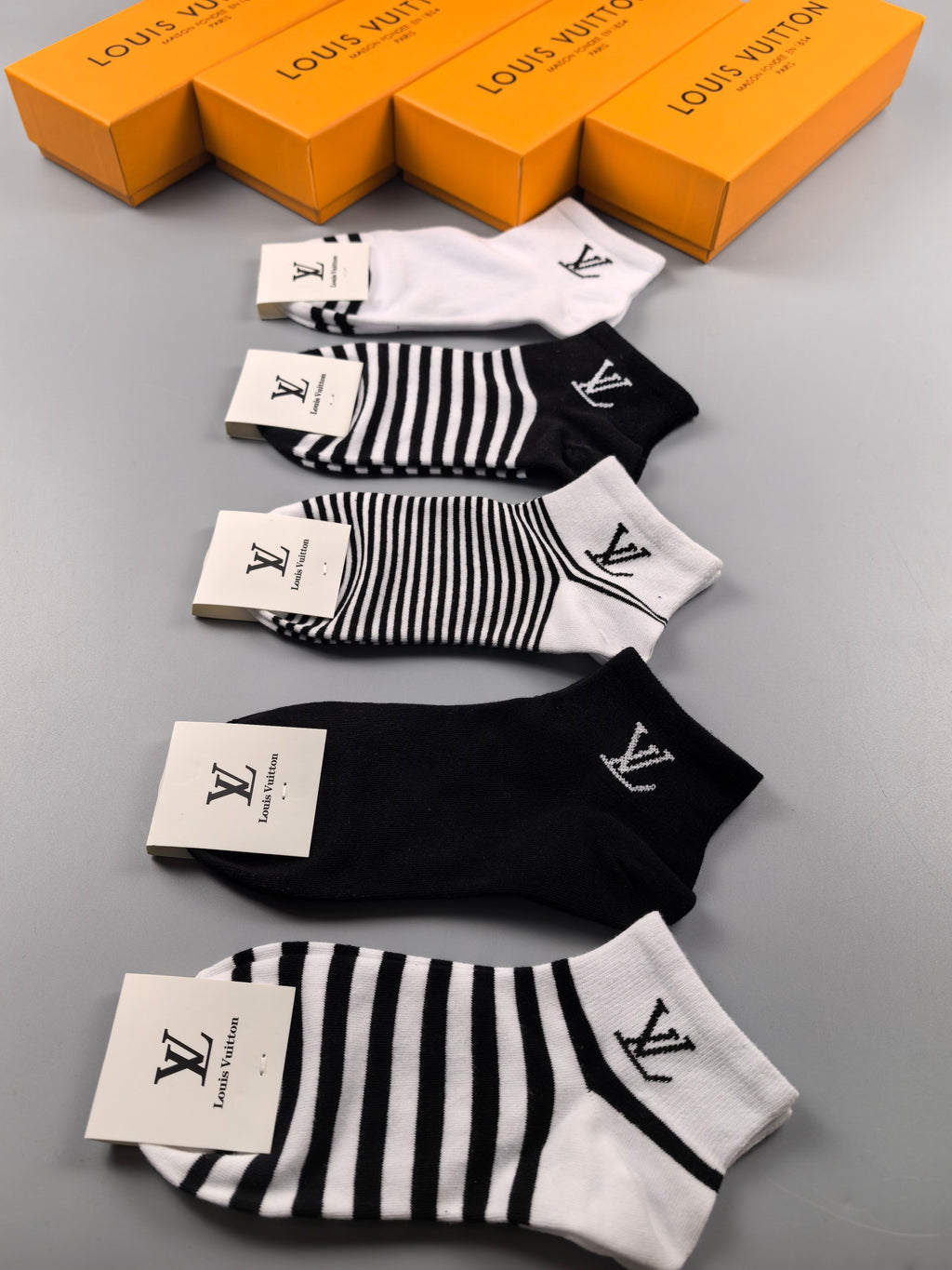Louis Vuitton Short Socks - 5-Pair Pack