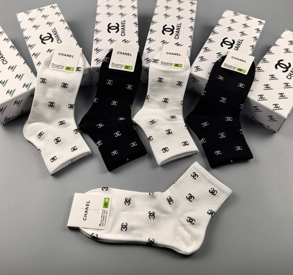 Chanel Monochrome Ankle Ankle Socks 5-Pair Box Collection