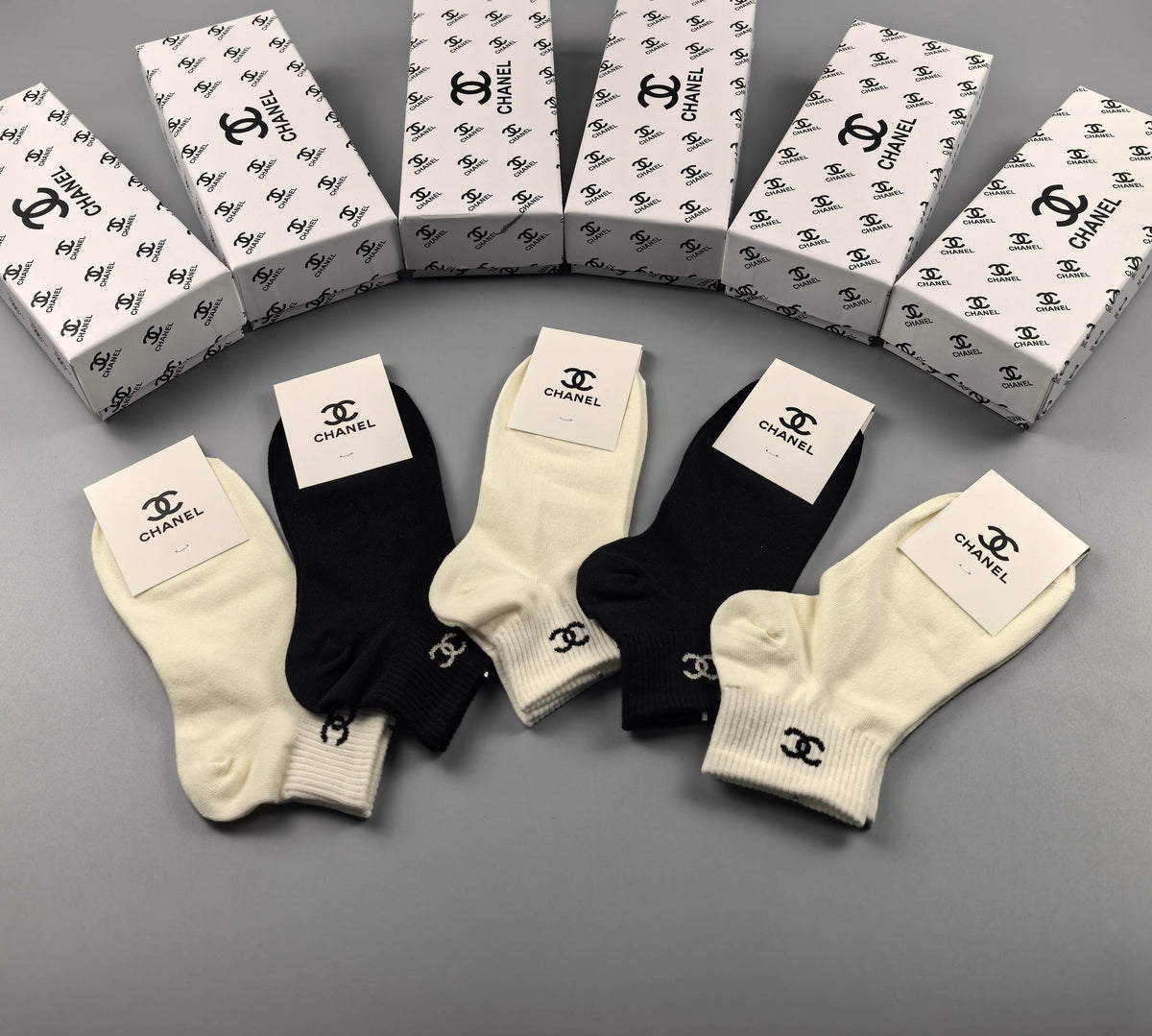 Chanel Restrained Emblem Details No-Show Socks - 5-Pair Set