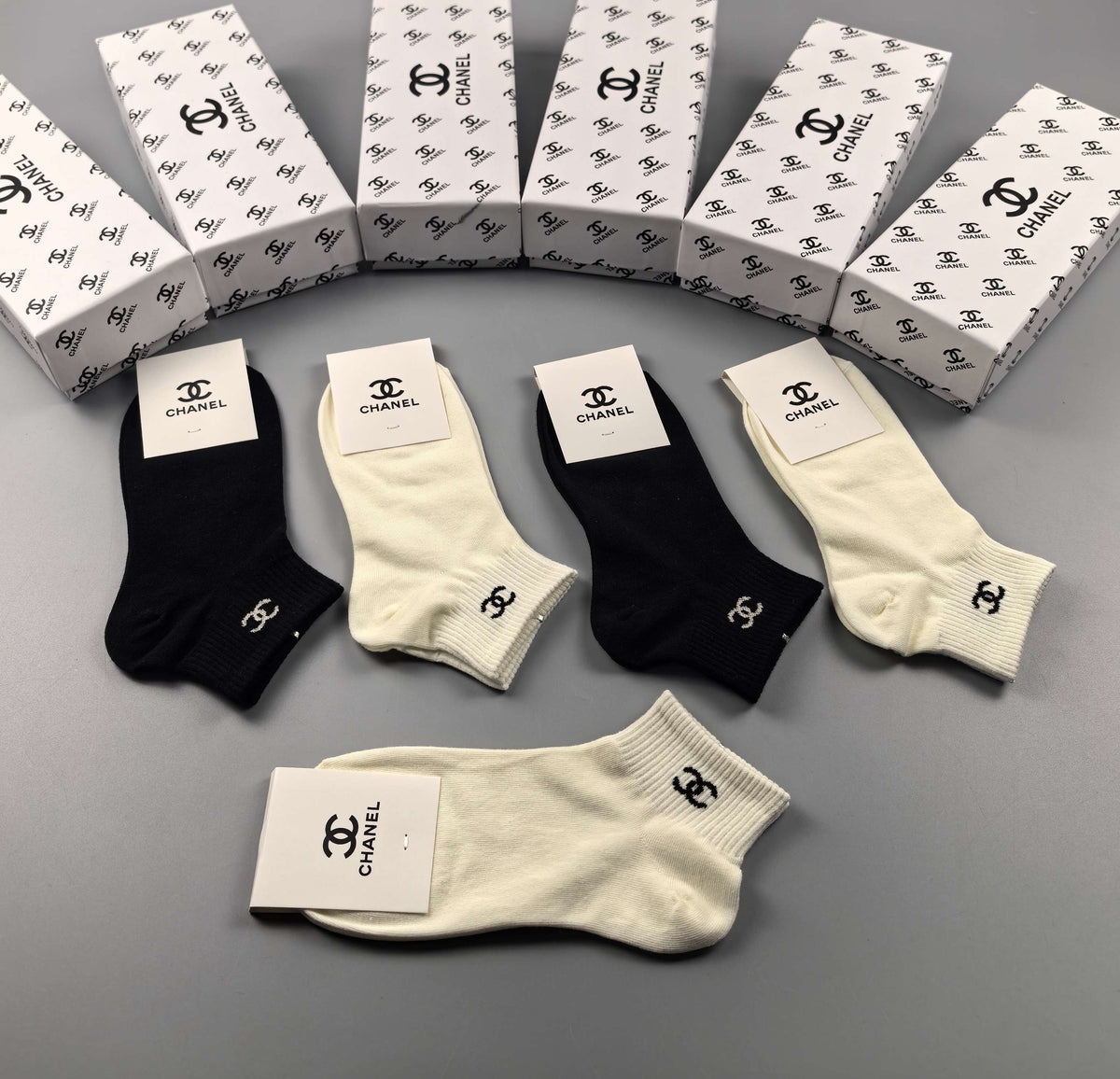 Chanel Restrained Emblem Details No-Show Socks - 5-Pair Set