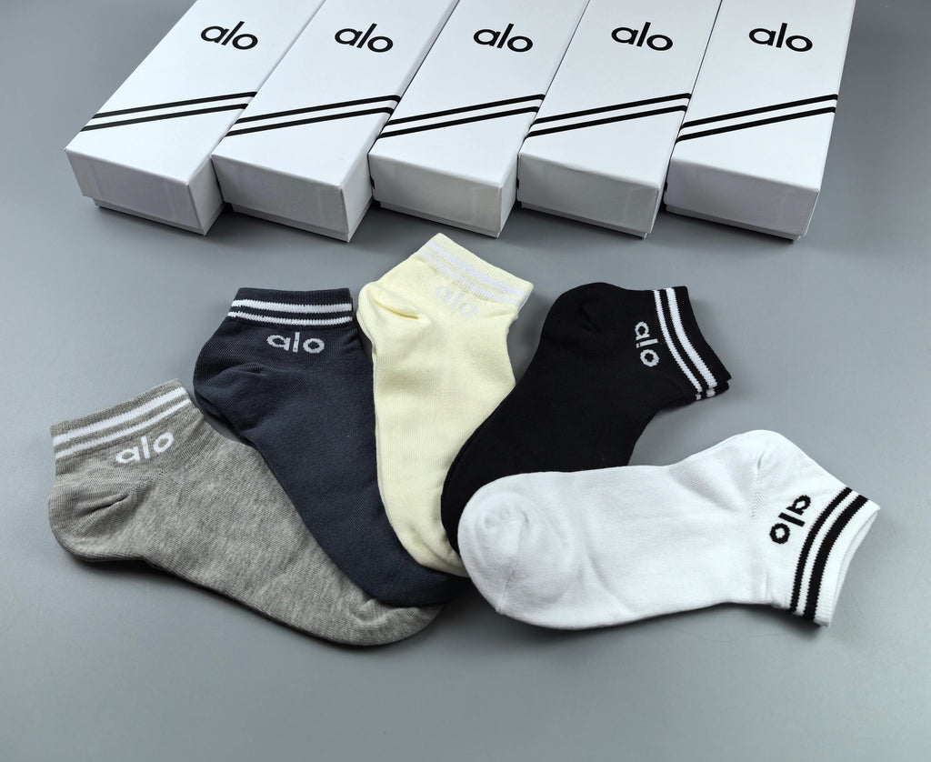Alo Cotton Crew Socks