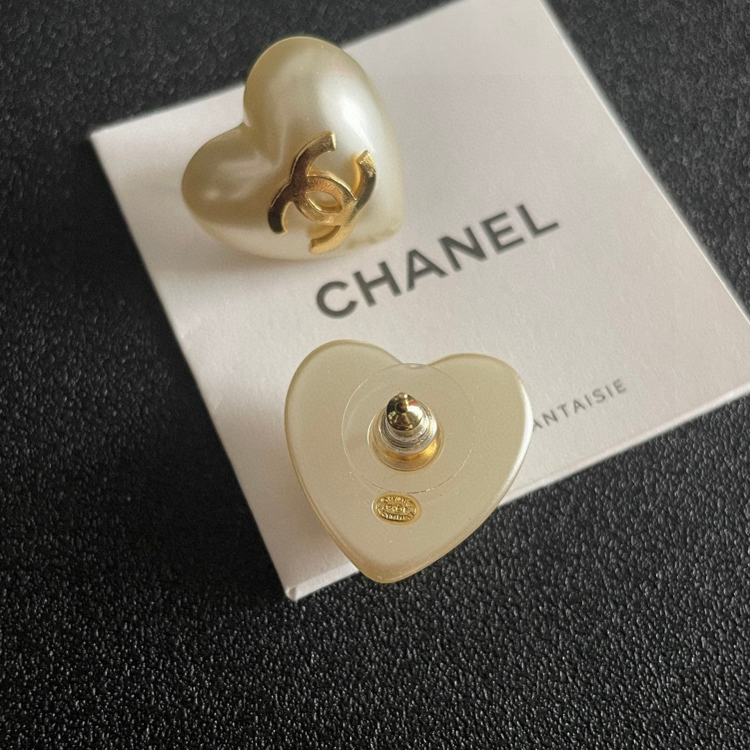 Double-C Emblem Stud Earrings in Polished Metal-Tone – Heart Detail – Design 006 main product view