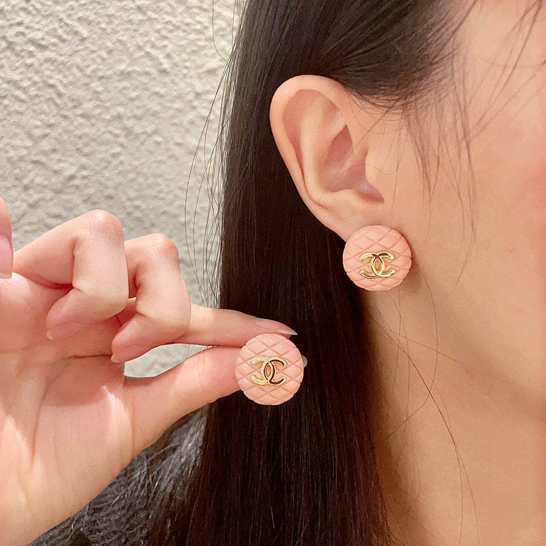Double-C Emblem Stud Earrings in Polished Metal-Tone – Design 201 main product view
