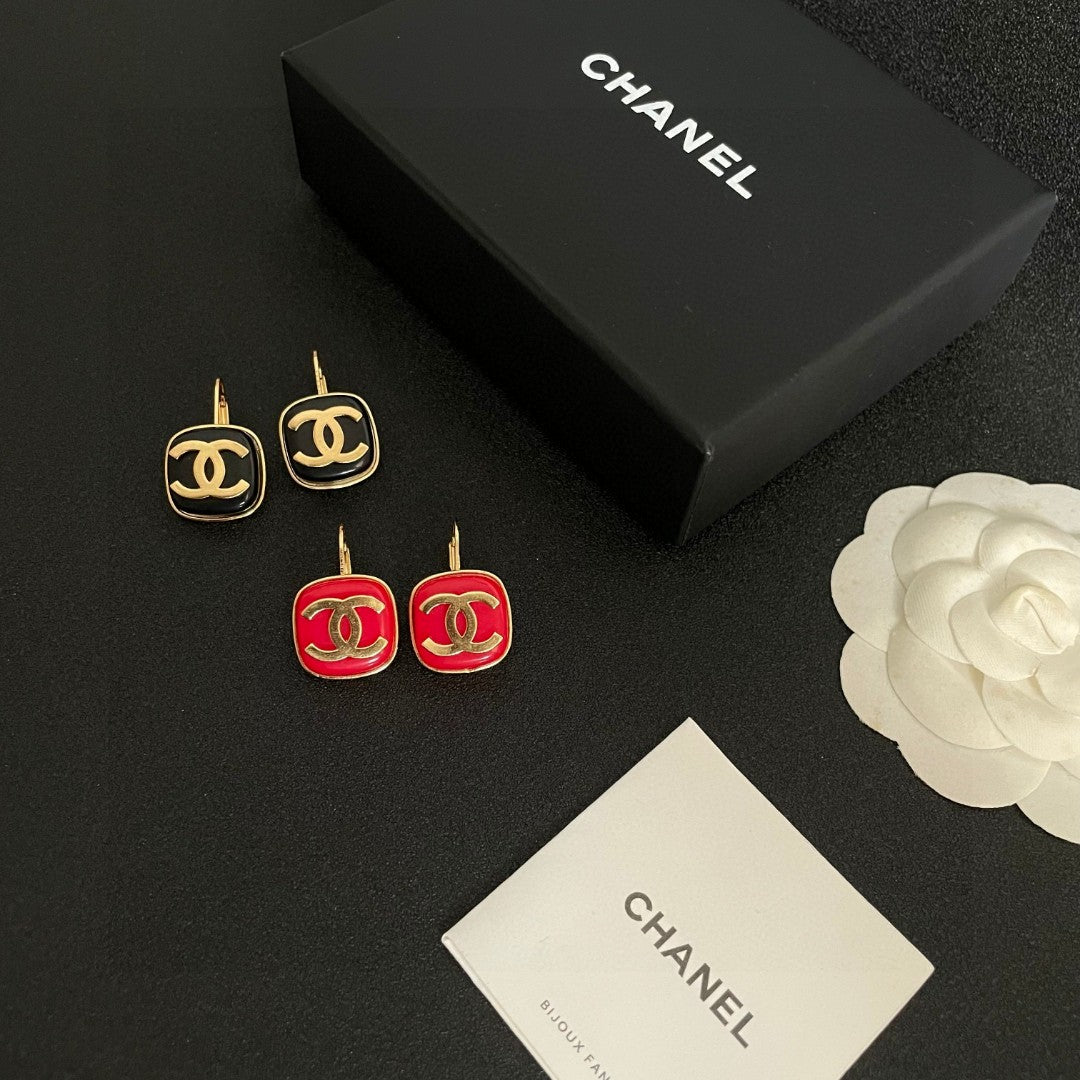 Double-C Emblem Statement Earrings in Polished Metal-Tone – Design 032 front product view