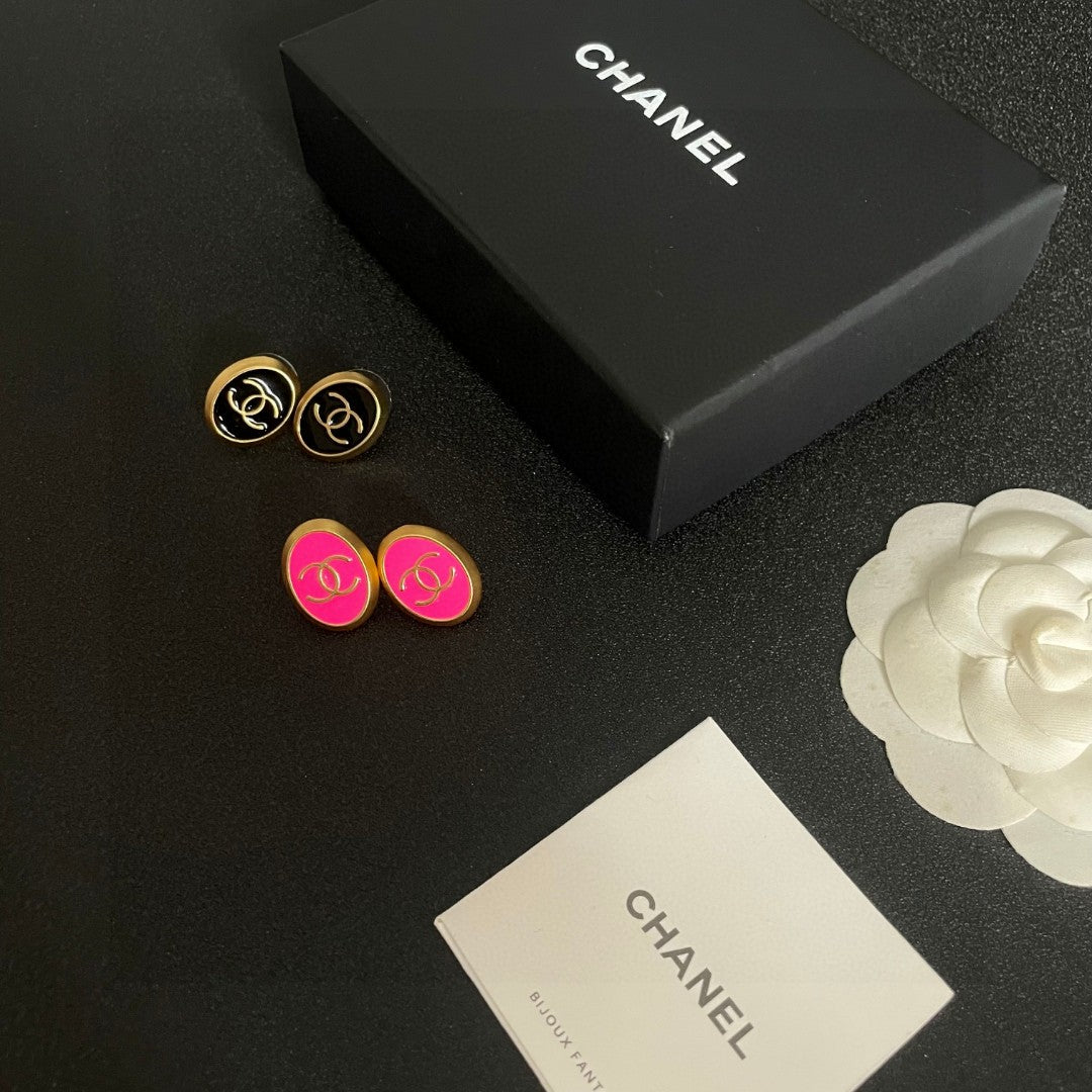 Round Stud Earrings in Polished Metal-Tone – Design 001 side detail