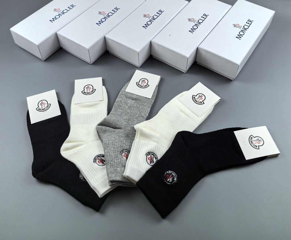 Moncler Small Round Emblems Ankle Socks - 5-Pair Set