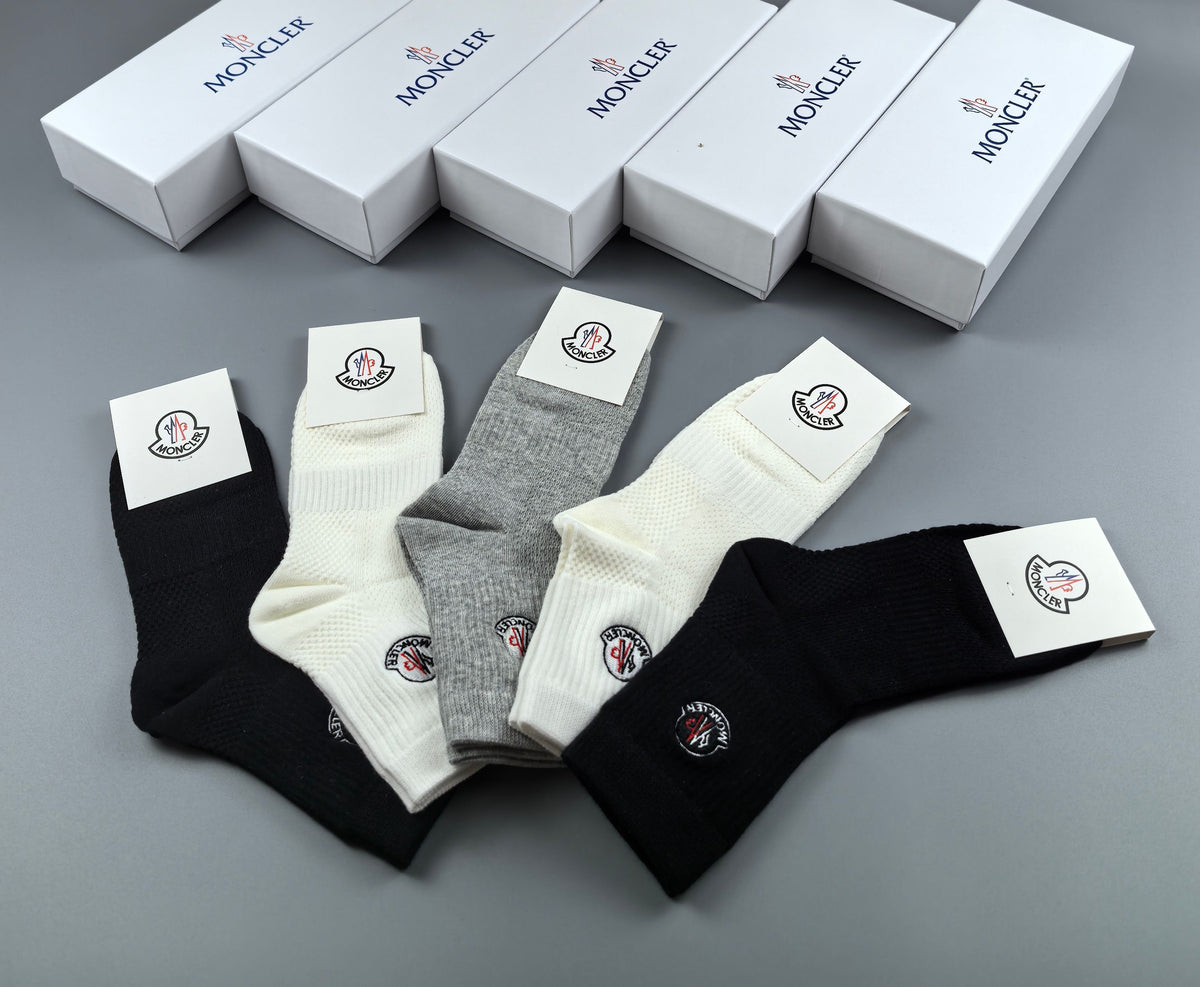 Moncler Small Round Emblems Ankle Socks - 5-Pair Set